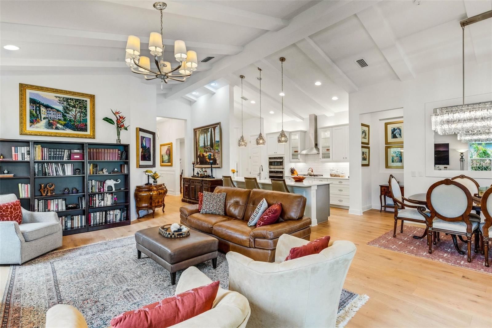 LAKEHOUSE COVE/WATERSIDE PH 1 - Residential