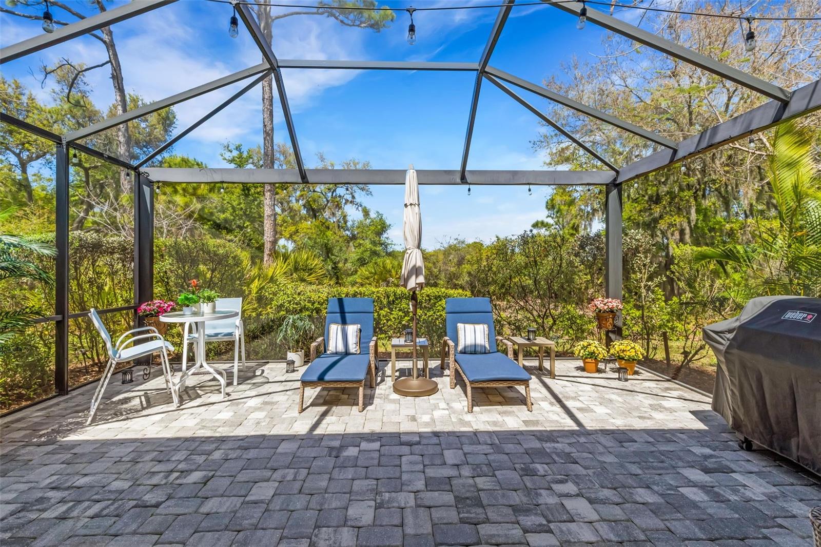 LAKEHOUSE COVE/WATERSIDE PH 1 - Residential