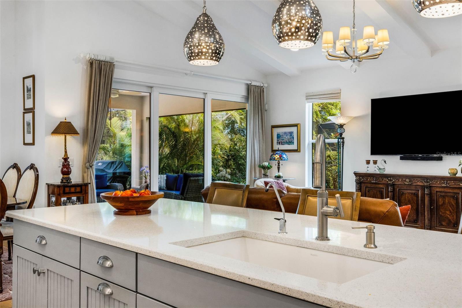 LAKEHOUSE COVE/WATERSIDE PH 1 - Residential