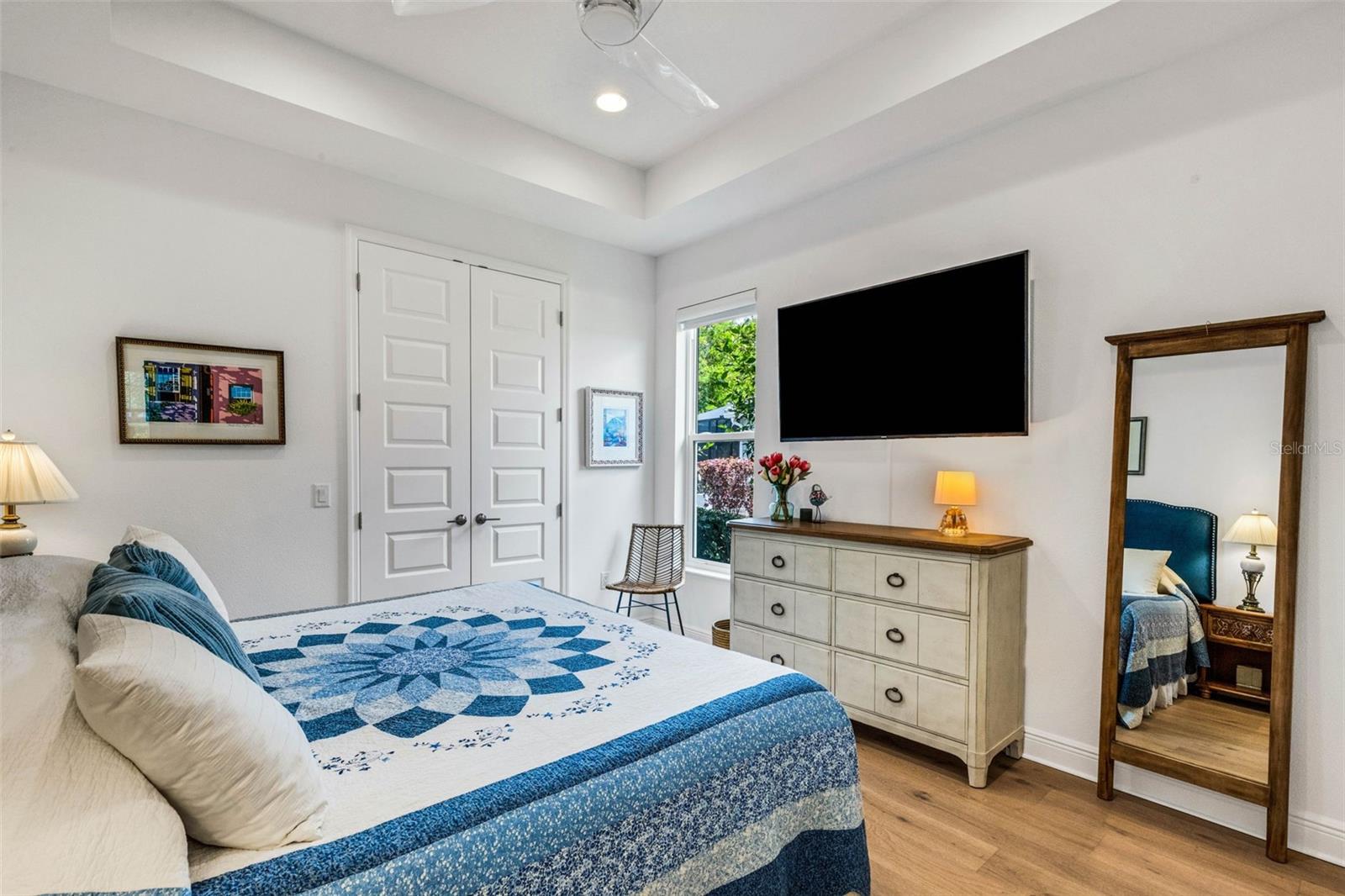 LAKEHOUSE COVE/WATERSIDE PH 1 - Residential