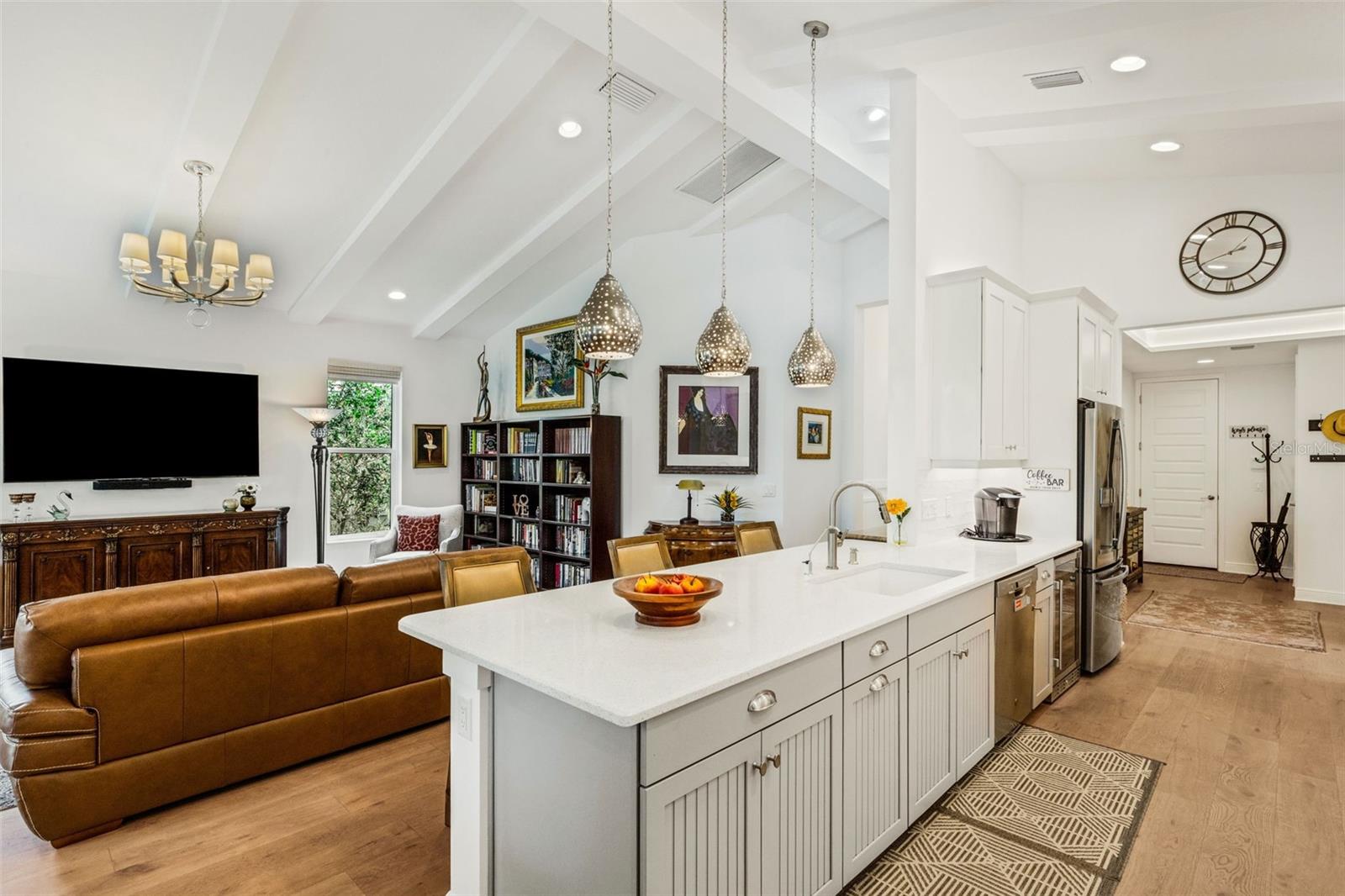 LAKEHOUSE COVE/WATERSIDE PH 1 - Residential