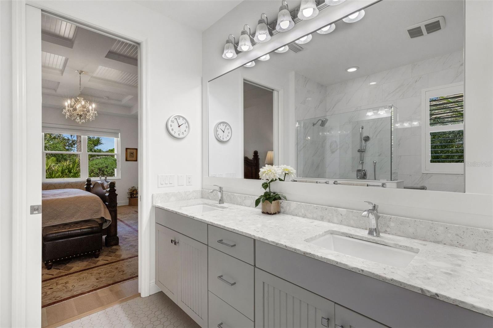 LAKEHOUSE COVE/WATERSIDE PH 1 - Residential