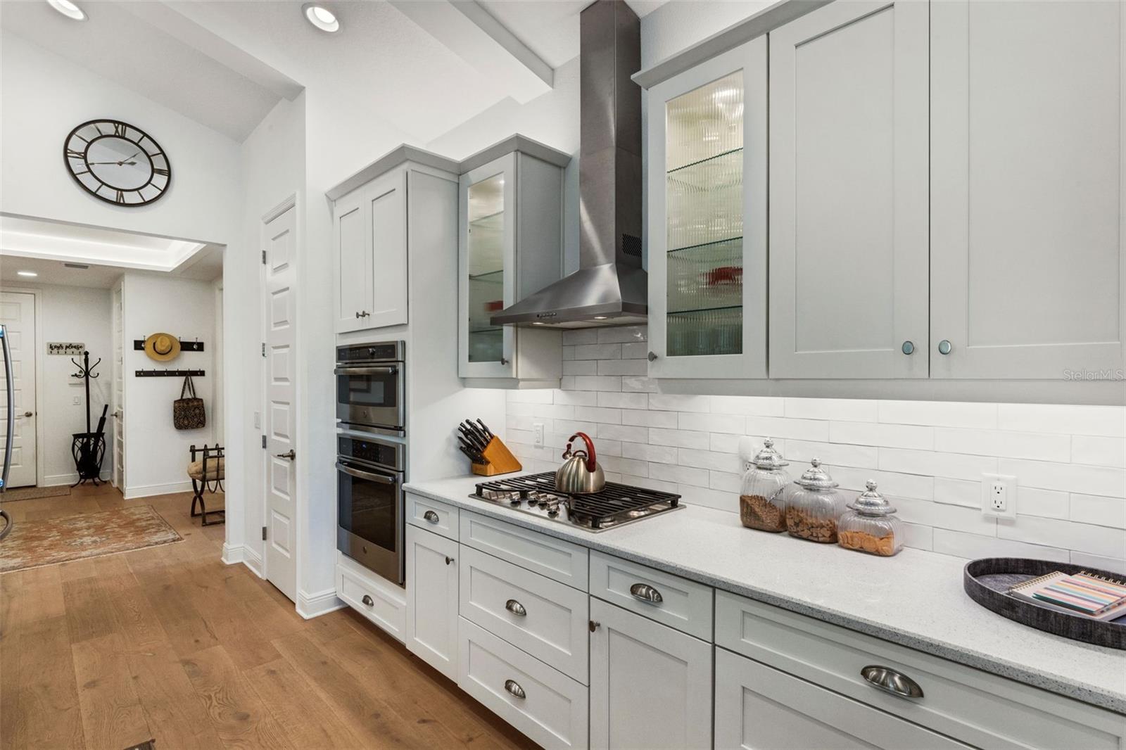 LAKEHOUSE COVE/WATERSIDE PH 1 - Residential