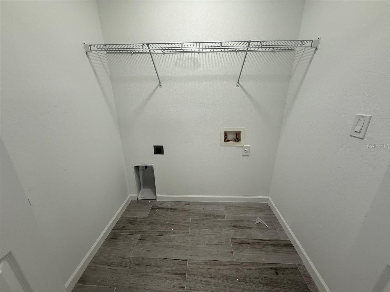 PORT CHARLOTTE SUB 17 - Residential Lease