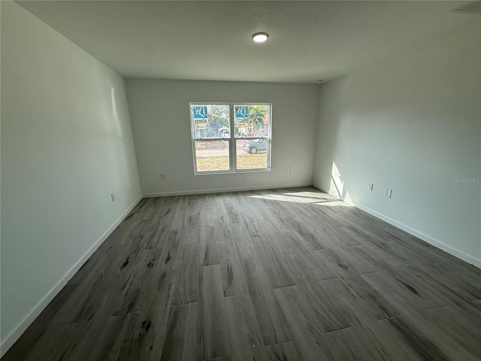 PORT CHARLOTTE SUB 17 - Residential Lease