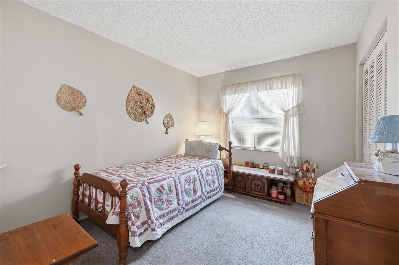 AUTUMN RUN - Residential