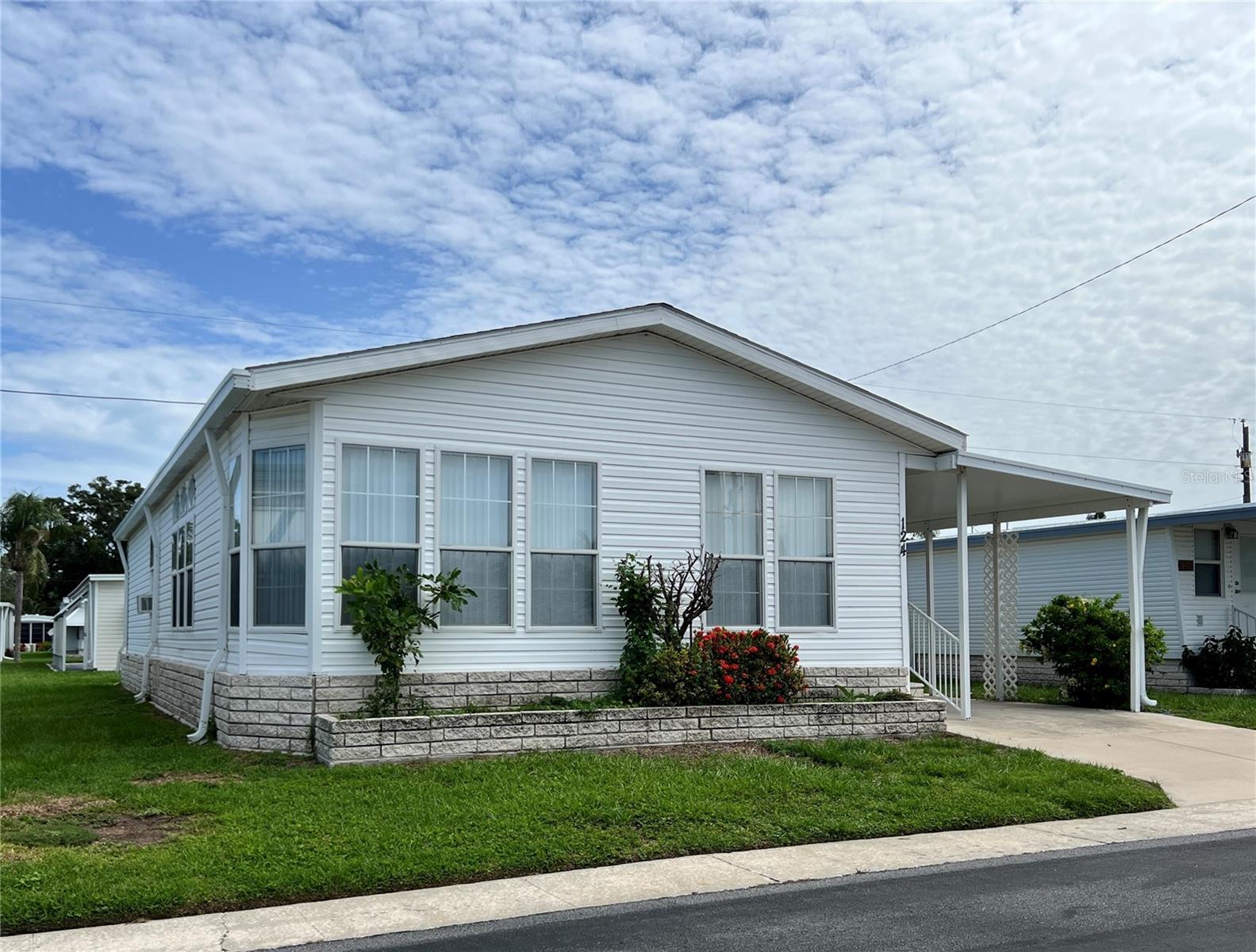 LAKE HIGHLANDER MOBILE HOME PARK UNREC - Residential