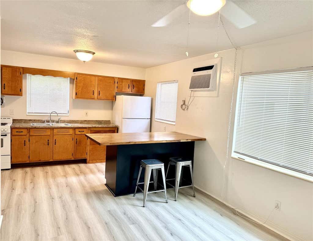 Photo of 1135 Highland Street N #3, St Petersburg, FL 33701 (MLS # TB8533433)