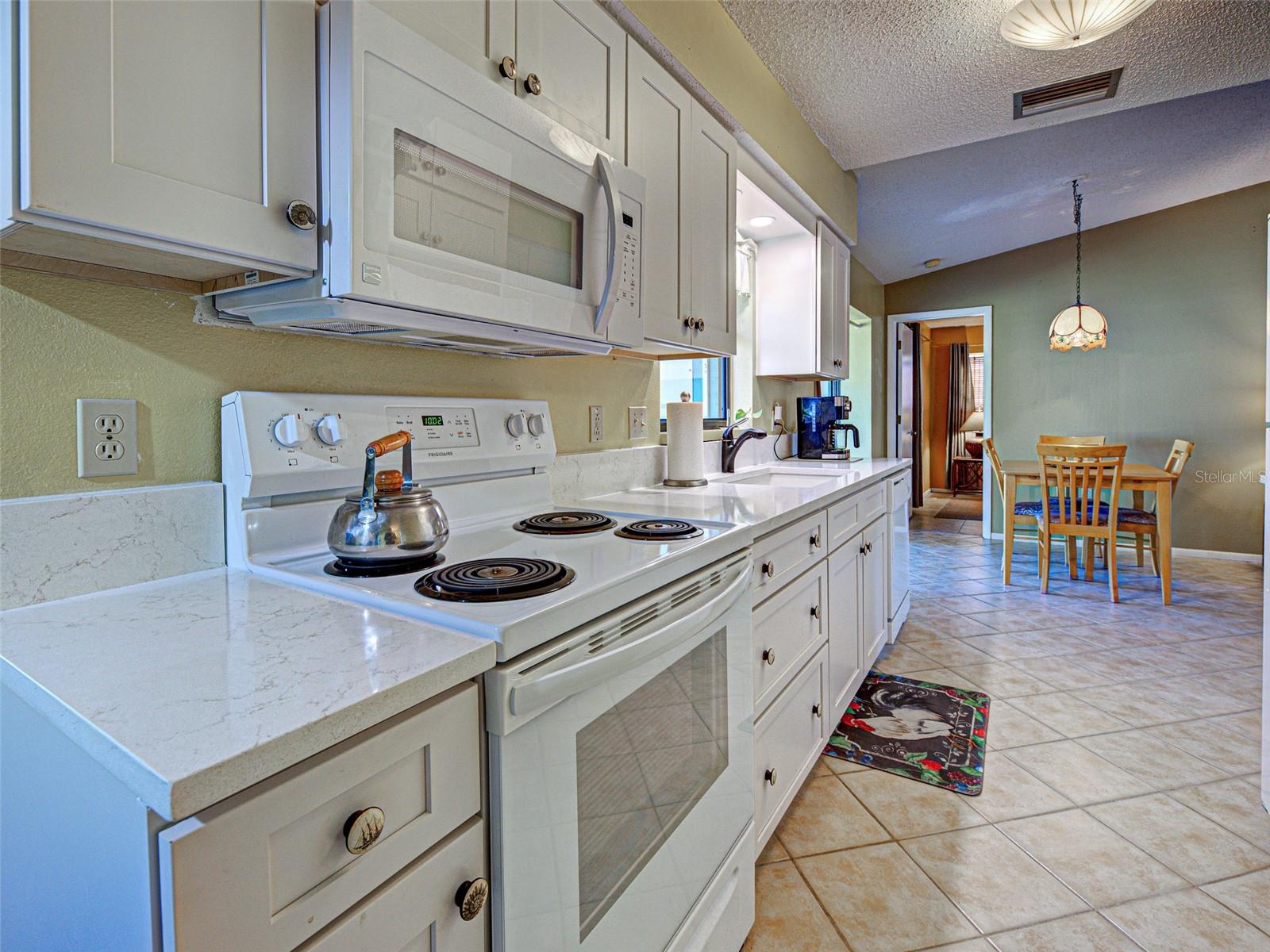 MARY TERRACE - Residential