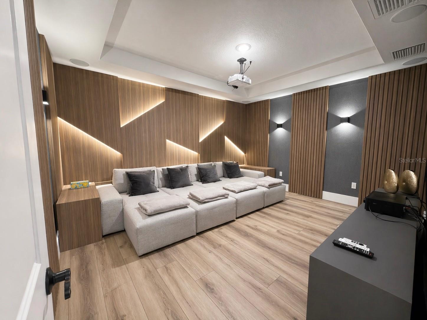 LAKE BURDEN SOUTH PHASE 1 - Residential
