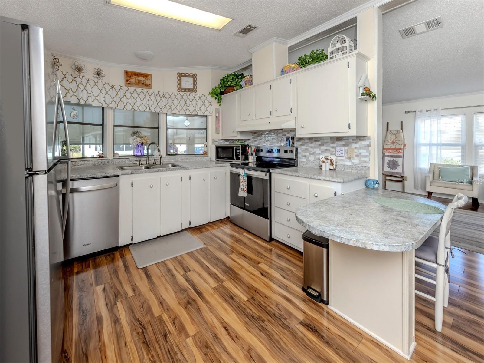 HARBOR ISLES IV - Residential