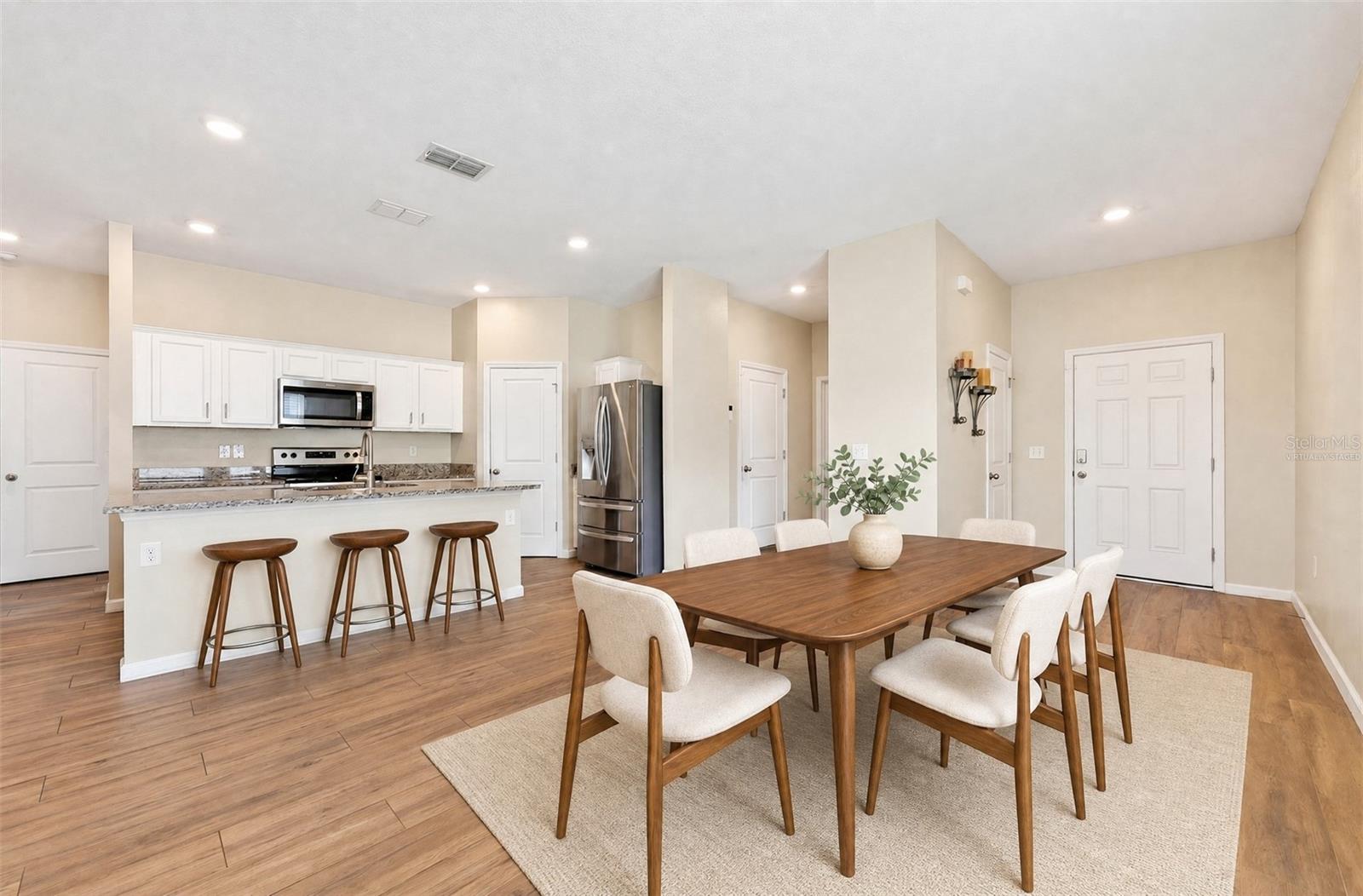 FERNANDA PLACE PH 1 - Residential