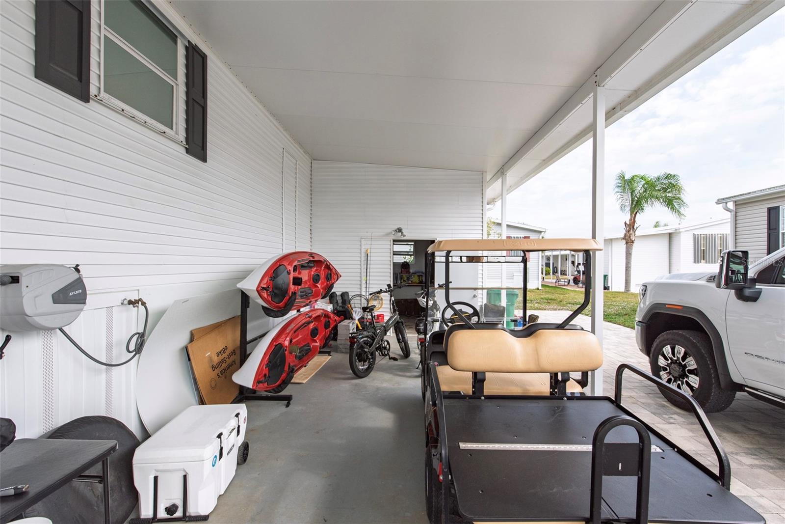 WINDMILL VILLAGE - Residential