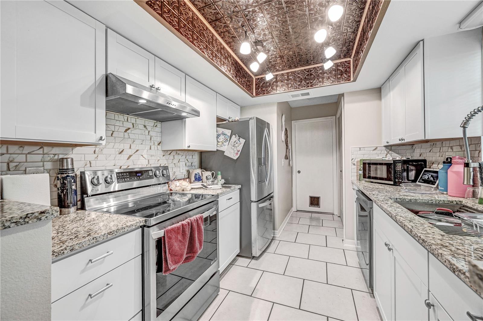 MELROSE MANOR UNIT 03 - Residential