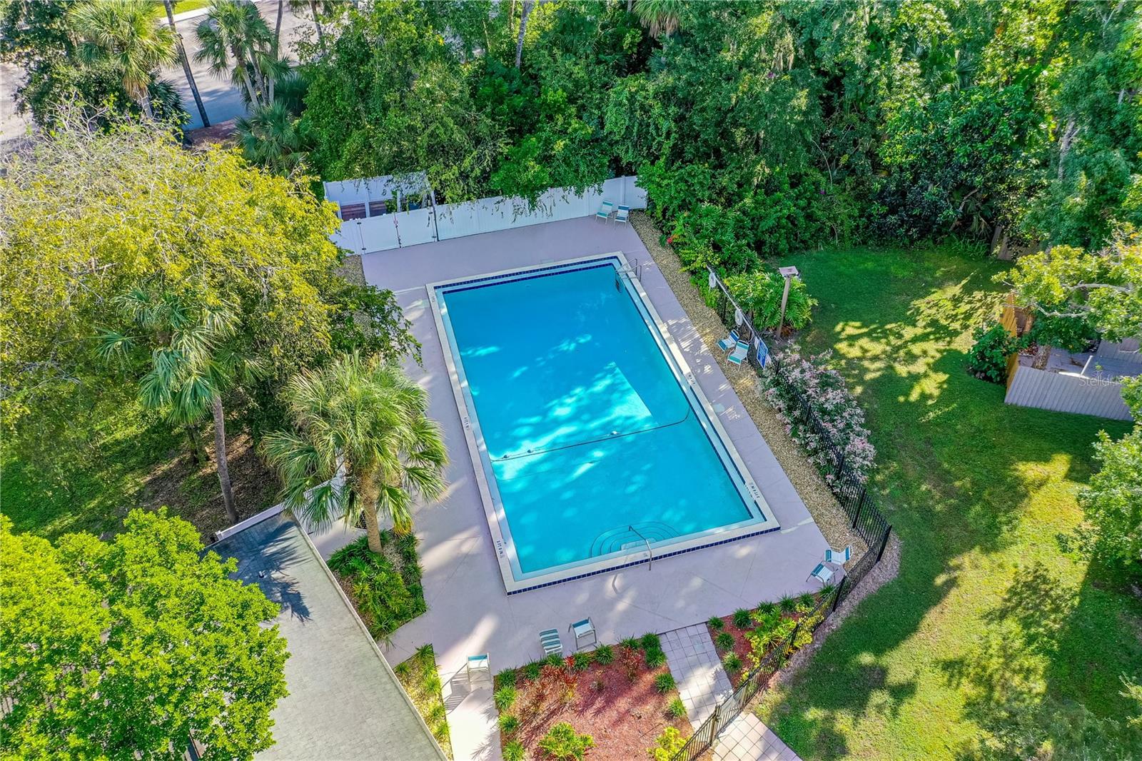 TRAILWOOD TOWNHOUSES PHASE II - Residential