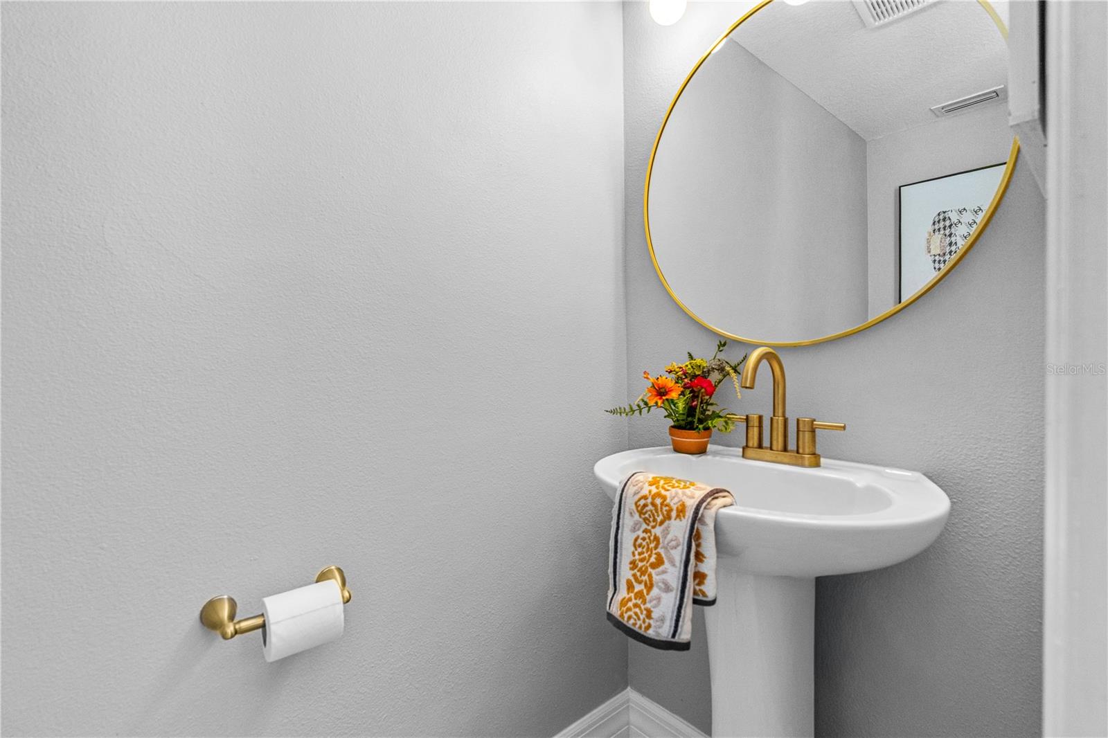 TRAILWOOD TOWNHOUSES PHASE II - Residential