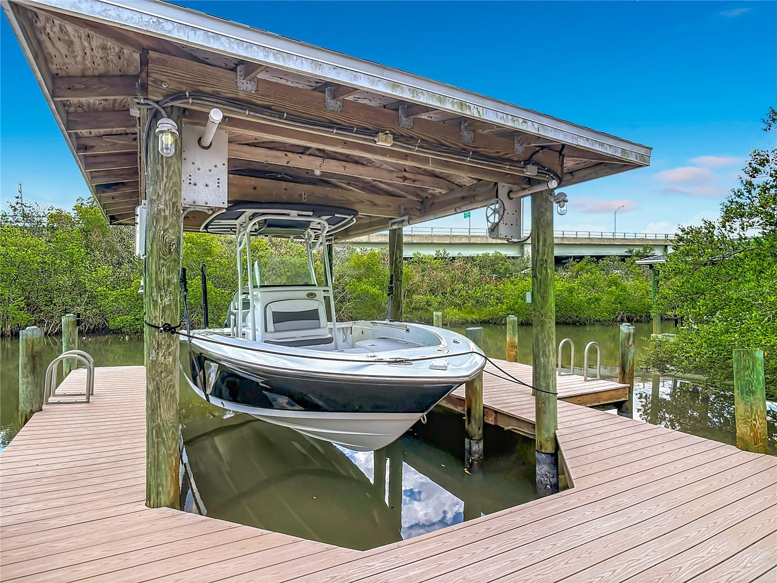 BOUCHELLES IS/CITY/NEW SMYRNA - Residential