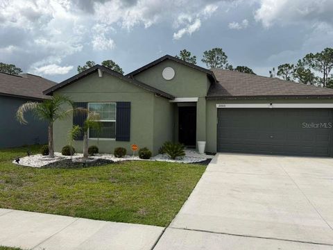 Photo of 2000 Red Loop, Lakeland, FL 33801 (MLS # S5151451)
