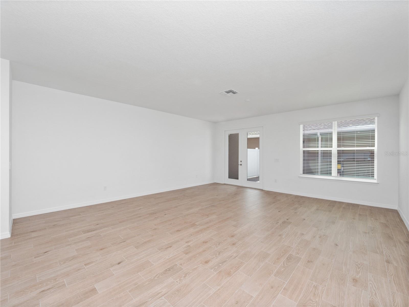 OSPREY RANCH - Residential Lease