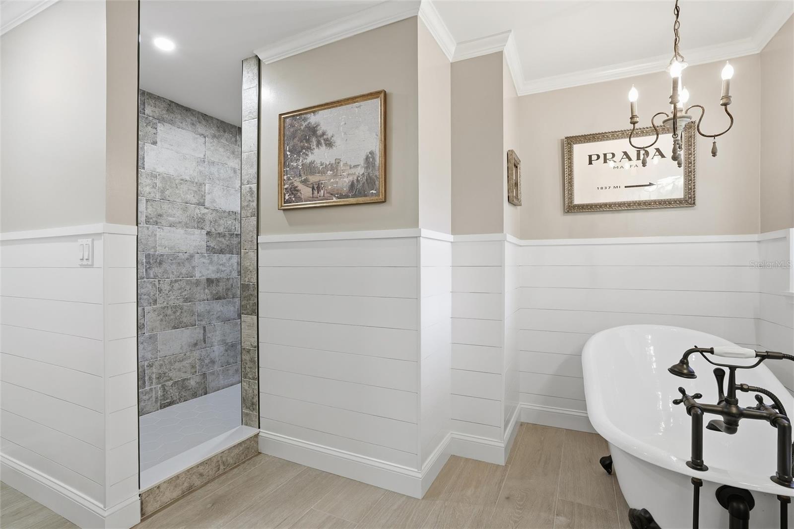 OCEAN OAKS - Residential