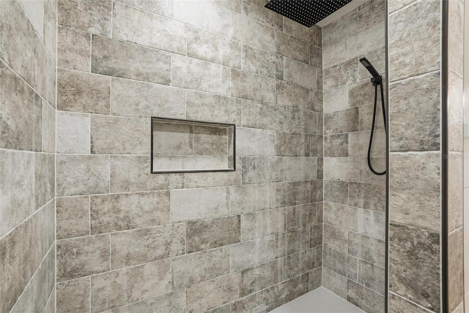 OCEAN OAKS - Residential