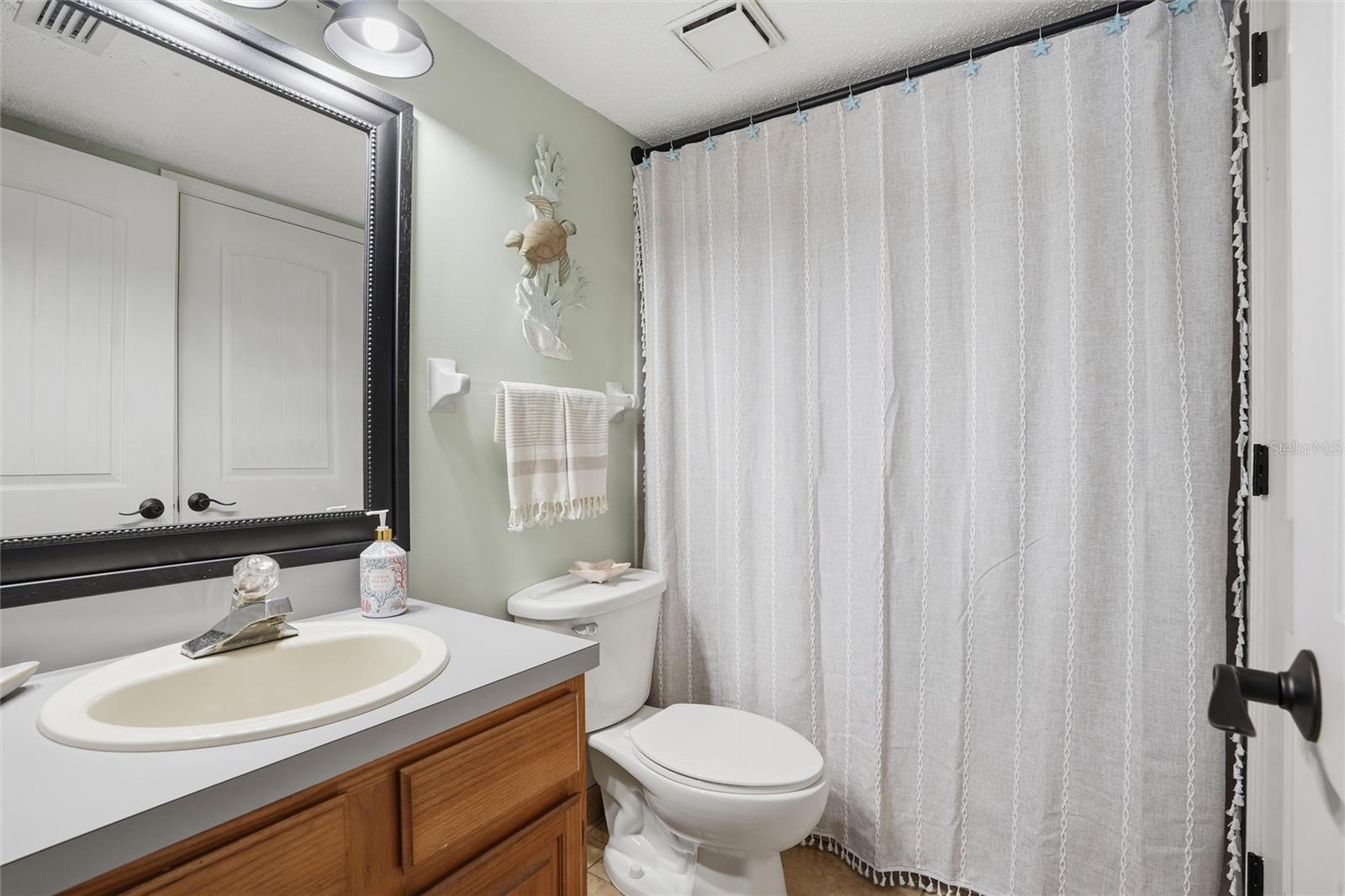 OCEAN OAKS - Residential