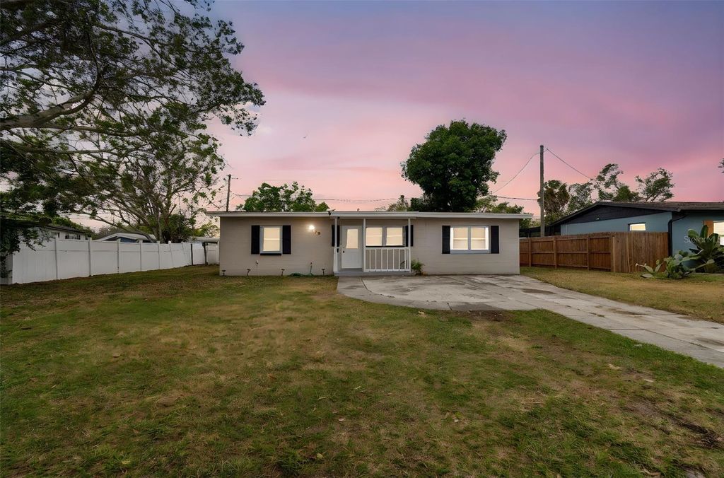 Photo of 4479 Porpoise Drive SE, St Petersburg, FL 33705 (MLS # A4696054)
