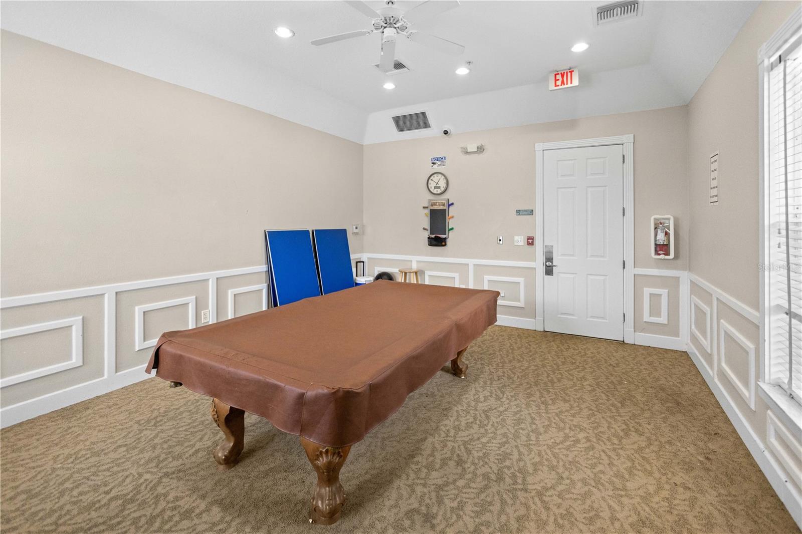 TOWNS AT LAKESIDE - Residential