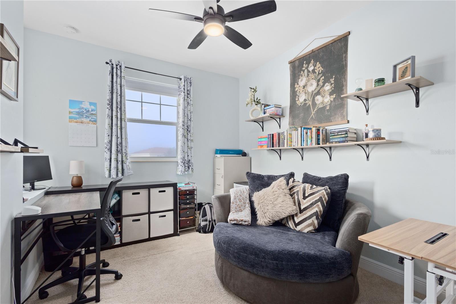 TOWNS AT LAKESIDE - Residential