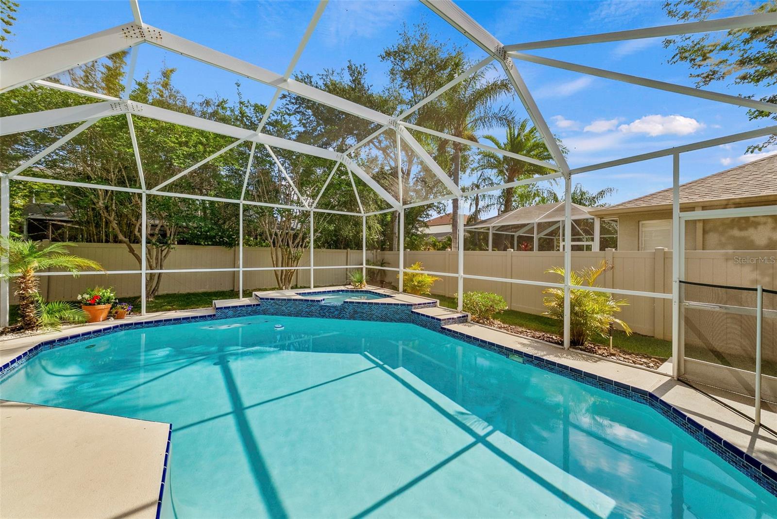HARBOR GROVE - Residential