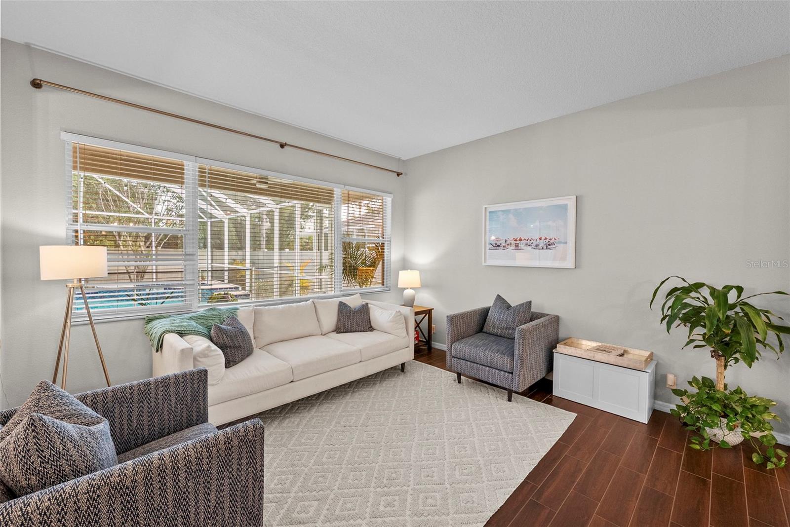HARBOR GROVE - Residential