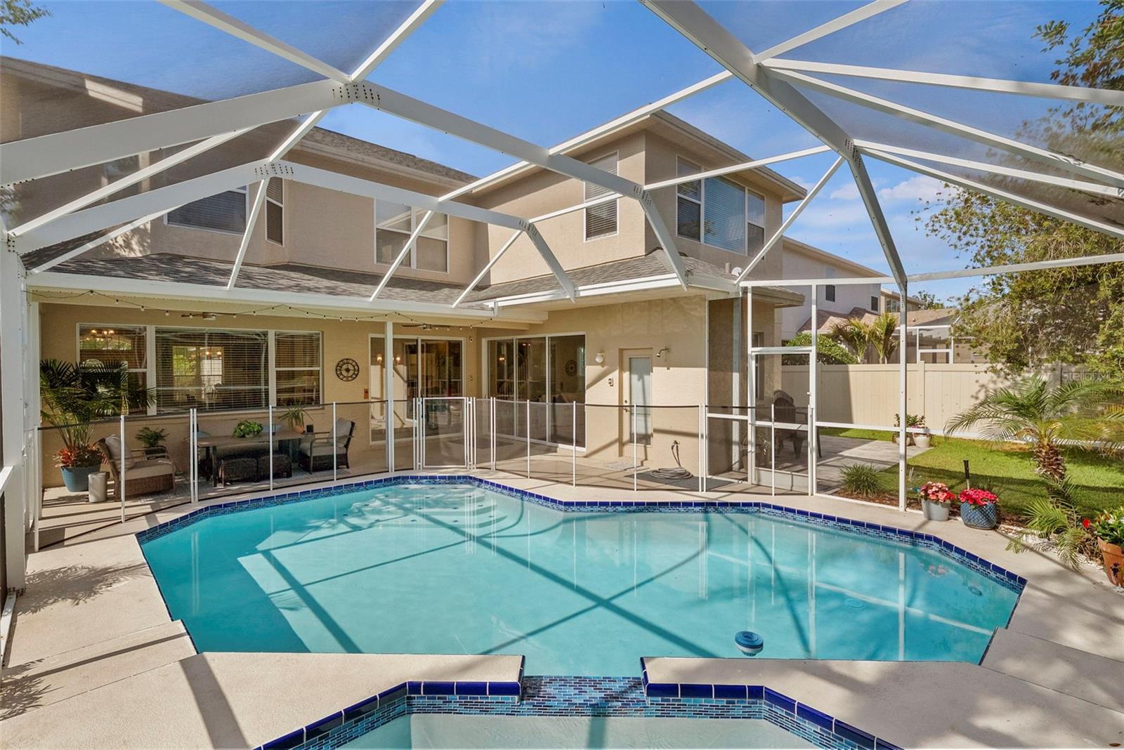 HARBOR GROVE - Residential