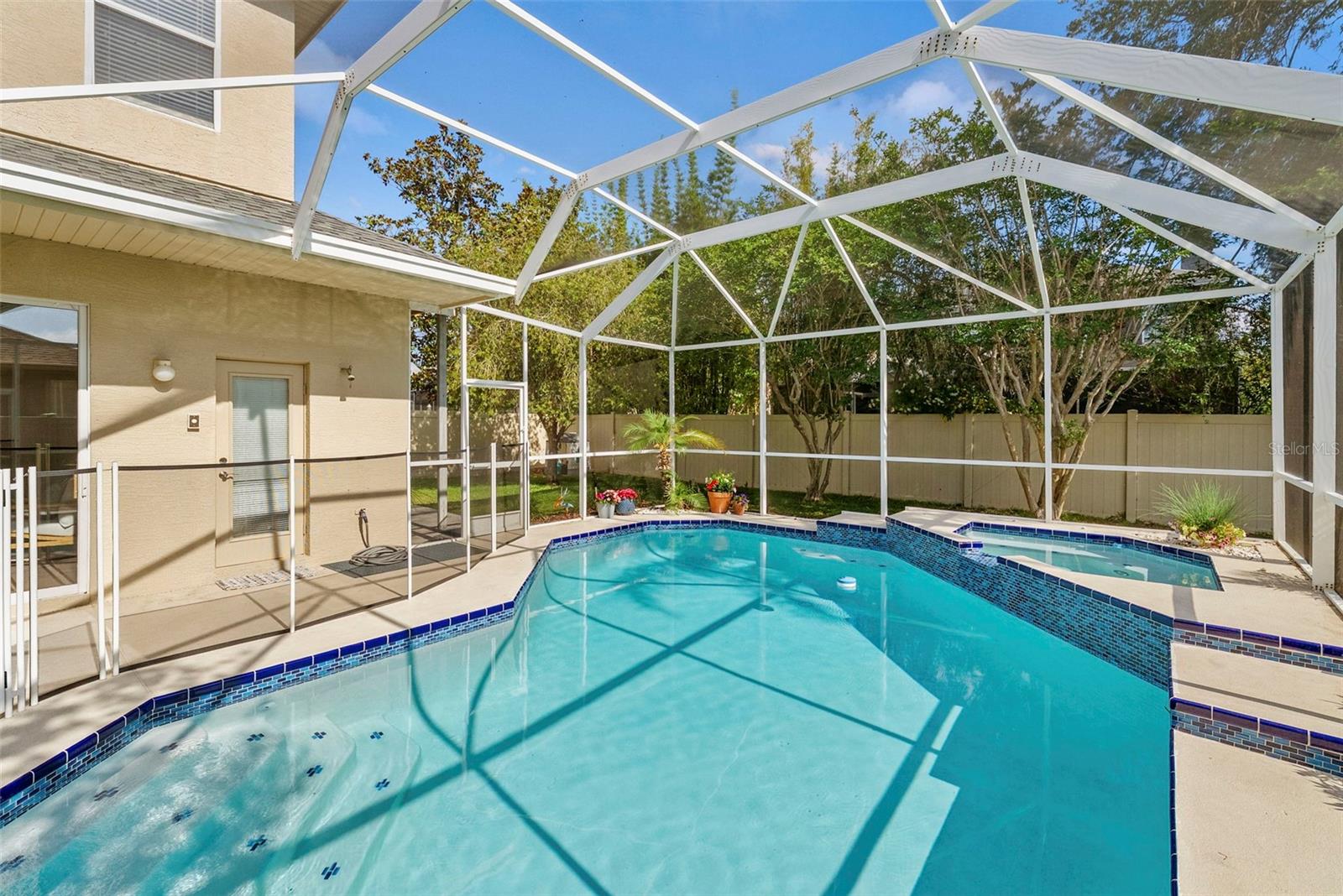 HARBOR GROVE - Residential