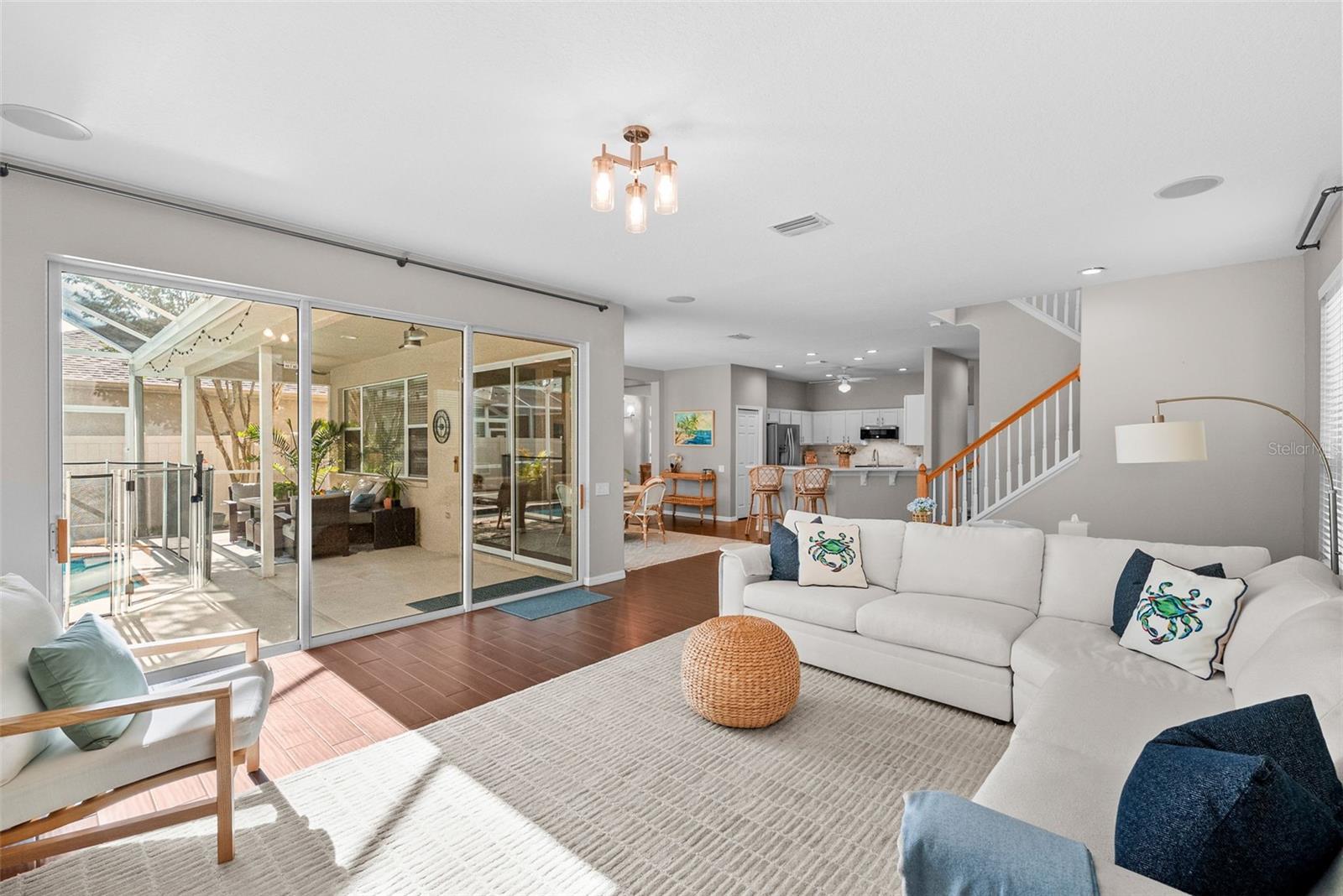 HARBOR GROVE - Residential