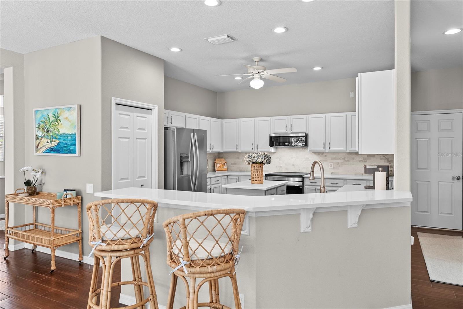 HARBOR GROVE - Residential