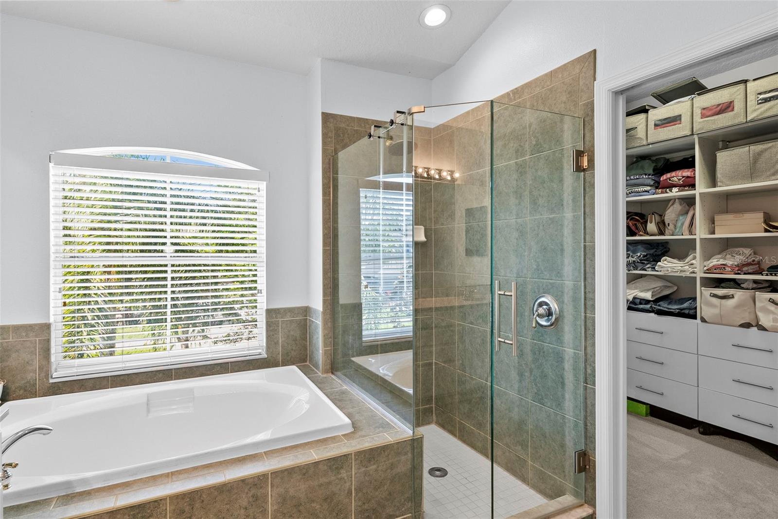 HARBOR GROVE - Residential