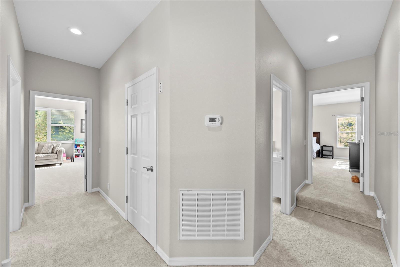 HARBOR GROVE - Residential