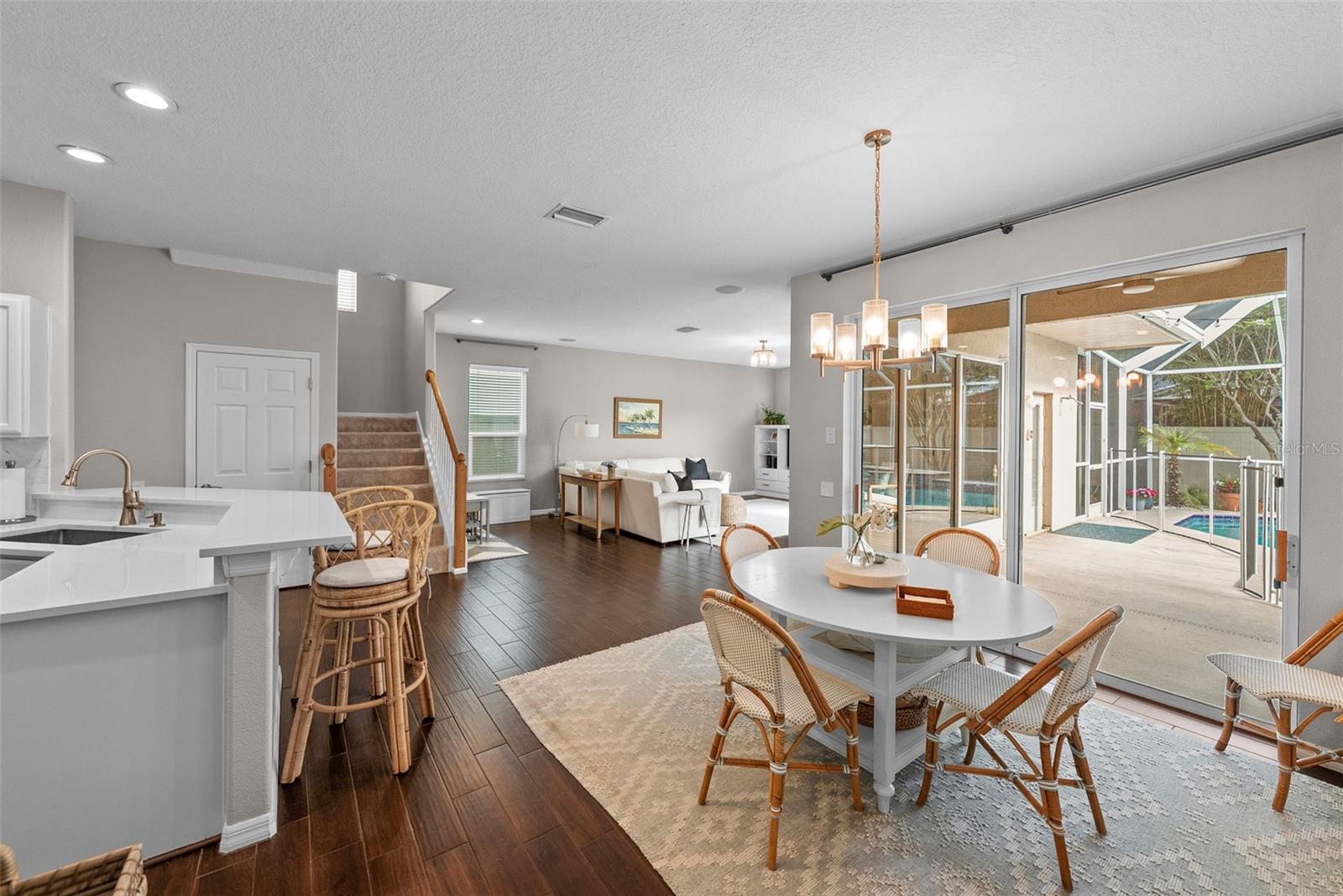 HARBOR GROVE - Residential