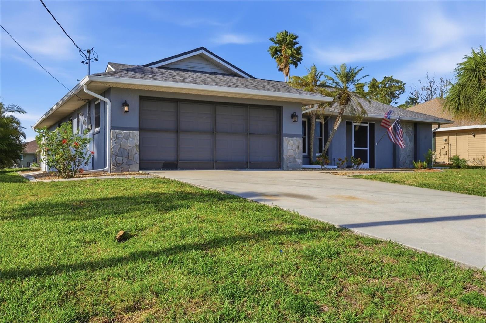 ROTONDA PEBBLE BEACH - Residential