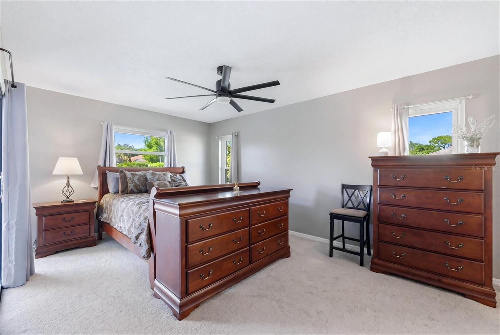 ROTONDA PEBBLE BEACH - Residential