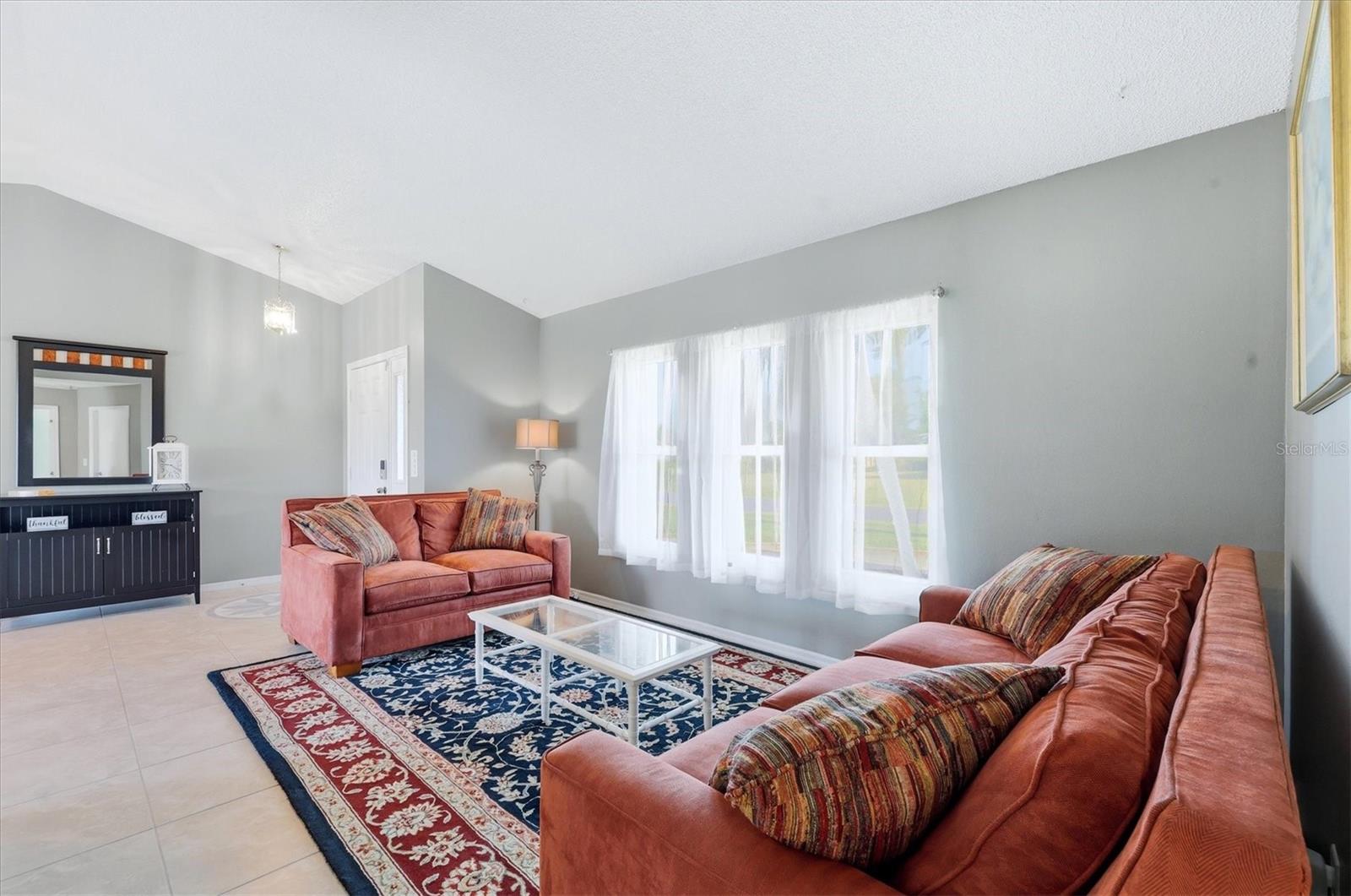 ROTONDA PEBBLE BEACH - Residential