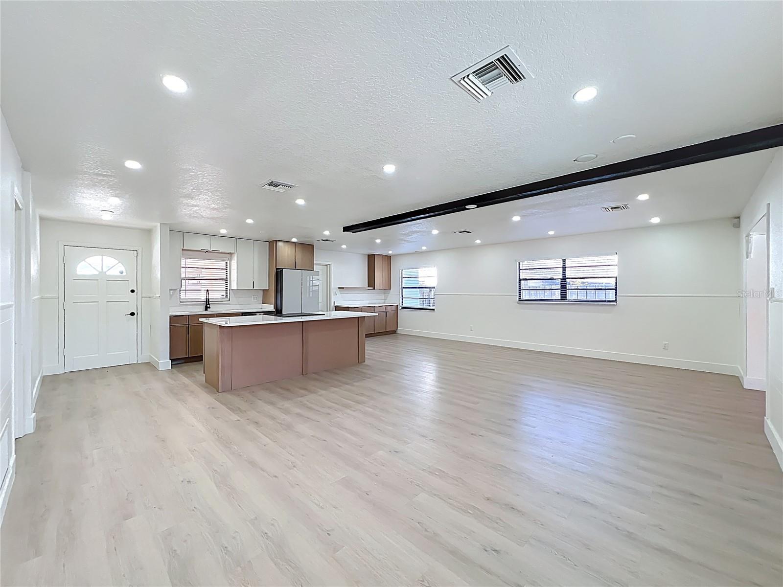 EASTBROOK SUB UNIT 11 - Residential Lease