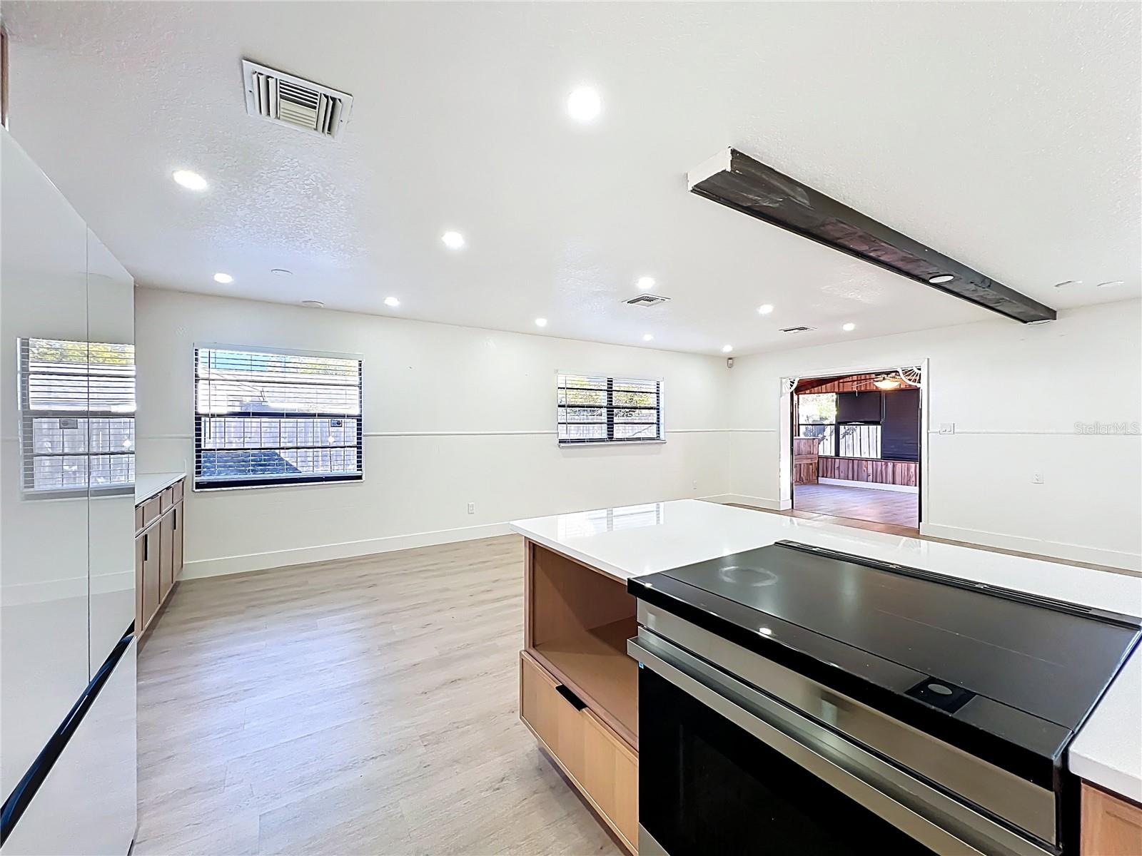 EASTBROOK SUB UNIT 11 - Residential Lease