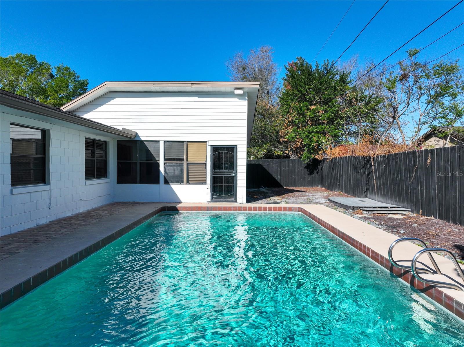 EASTBROOK SUB UNIT 11 - Residential Lease
