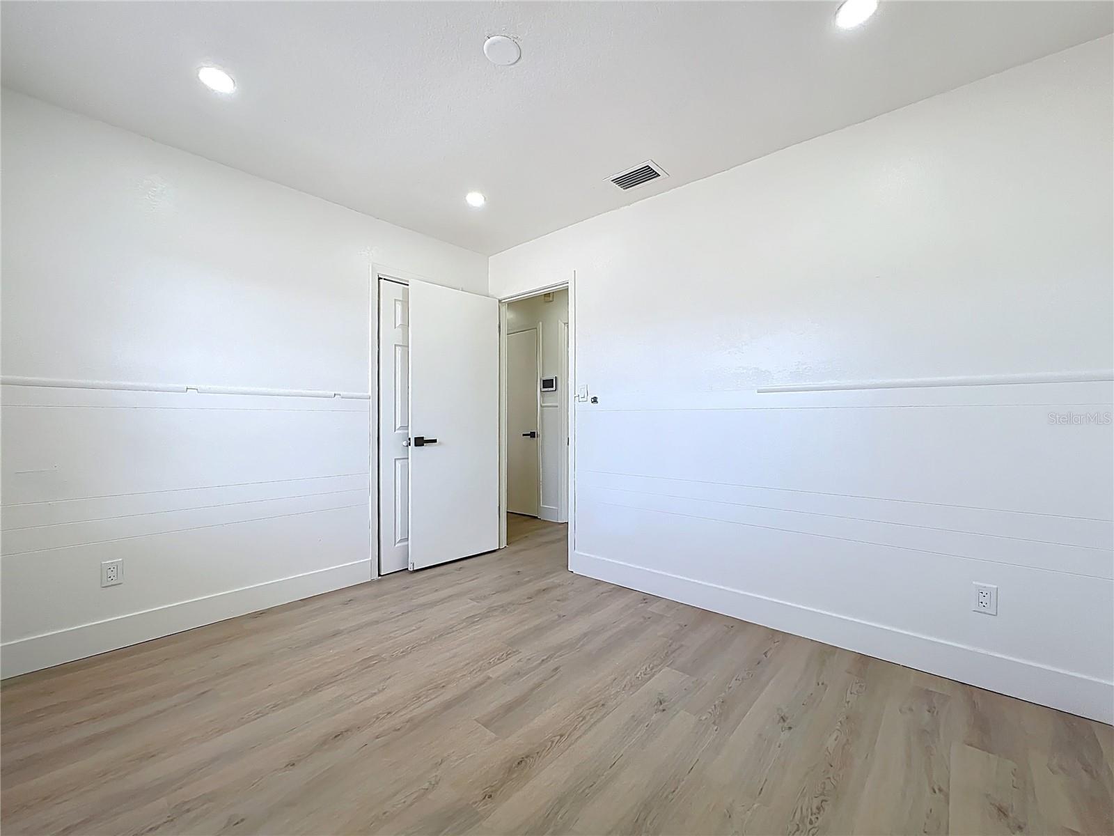 EASTBROOK SUB UNIT 11 - Residential Lease