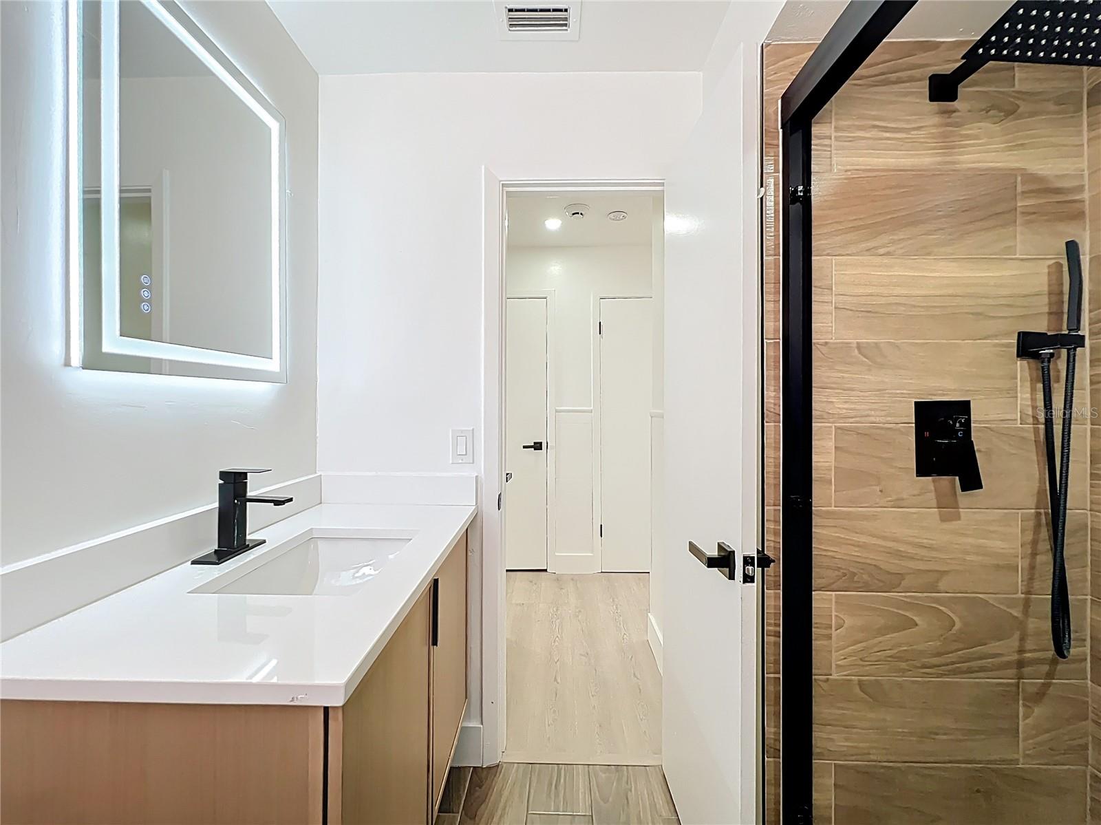 EASTBROOK SUB UNIT 11 - Residential Lease