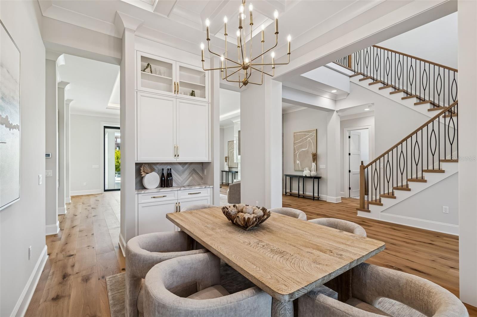 SUNSET PARK ISLES UN #1 - Residential