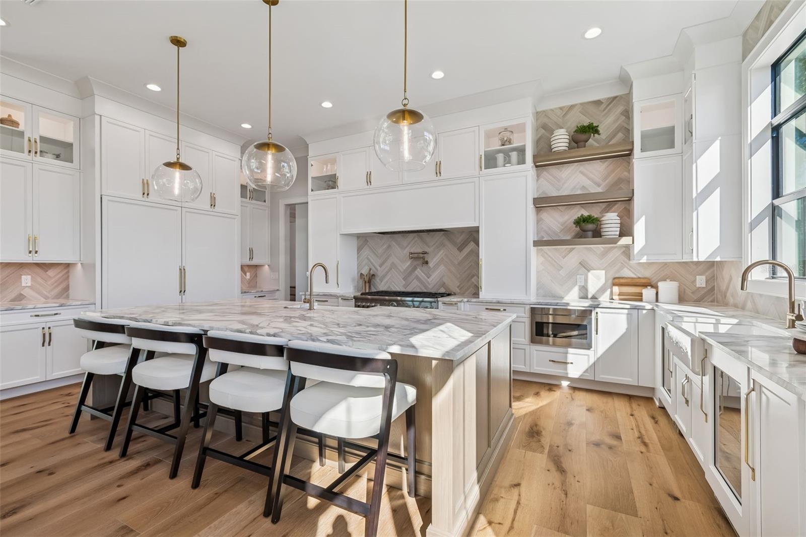 SUNSET PARK ISLES UN #1 - Residential