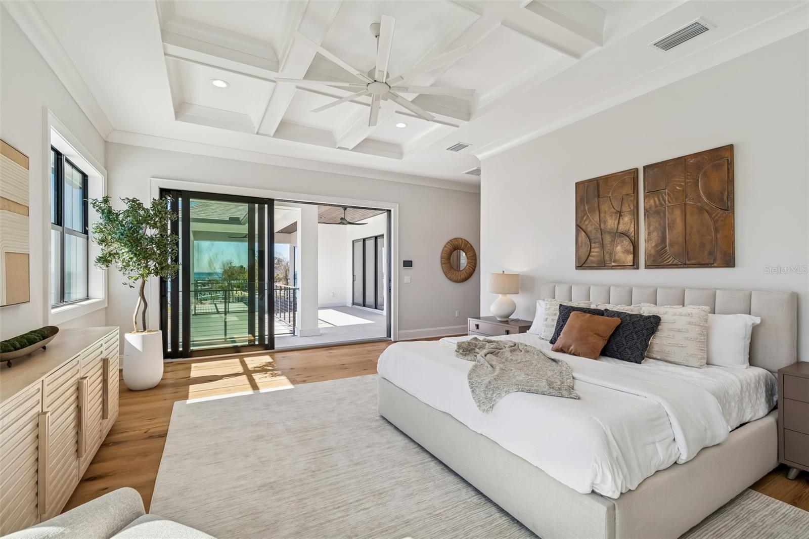 SUNSET PARK ISLES UN #1 - Residential