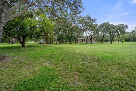 A home in LECANTO